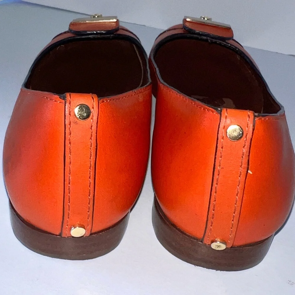Tory Burch woman’s flat orange shoes size‎ 5